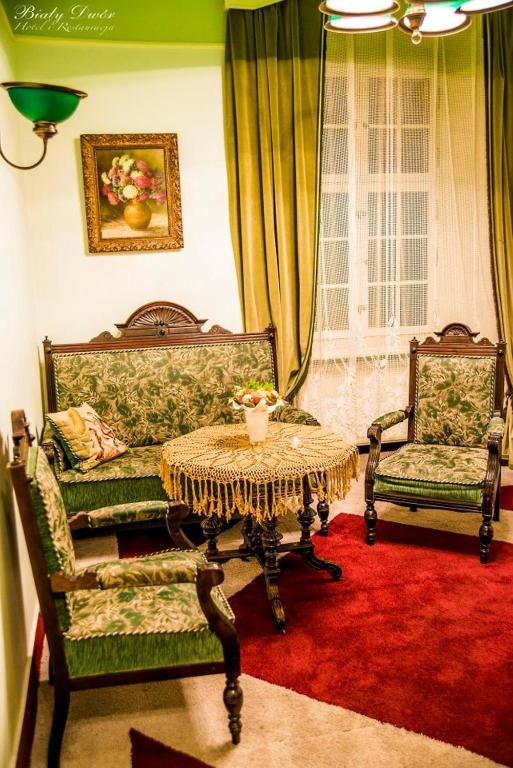 Bialy Dwor Bed and Breakfast Kwidzyn Rum bild