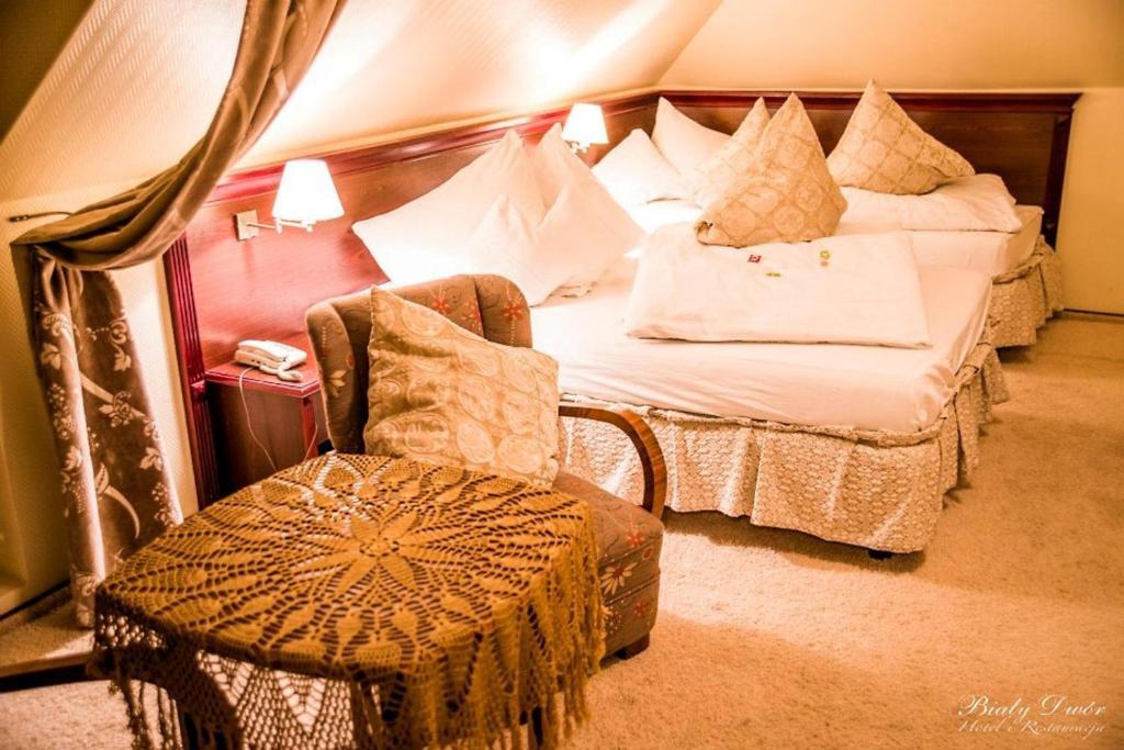 Bialy Dwor Bed and Breakfast Kwidzyn Rum bild
