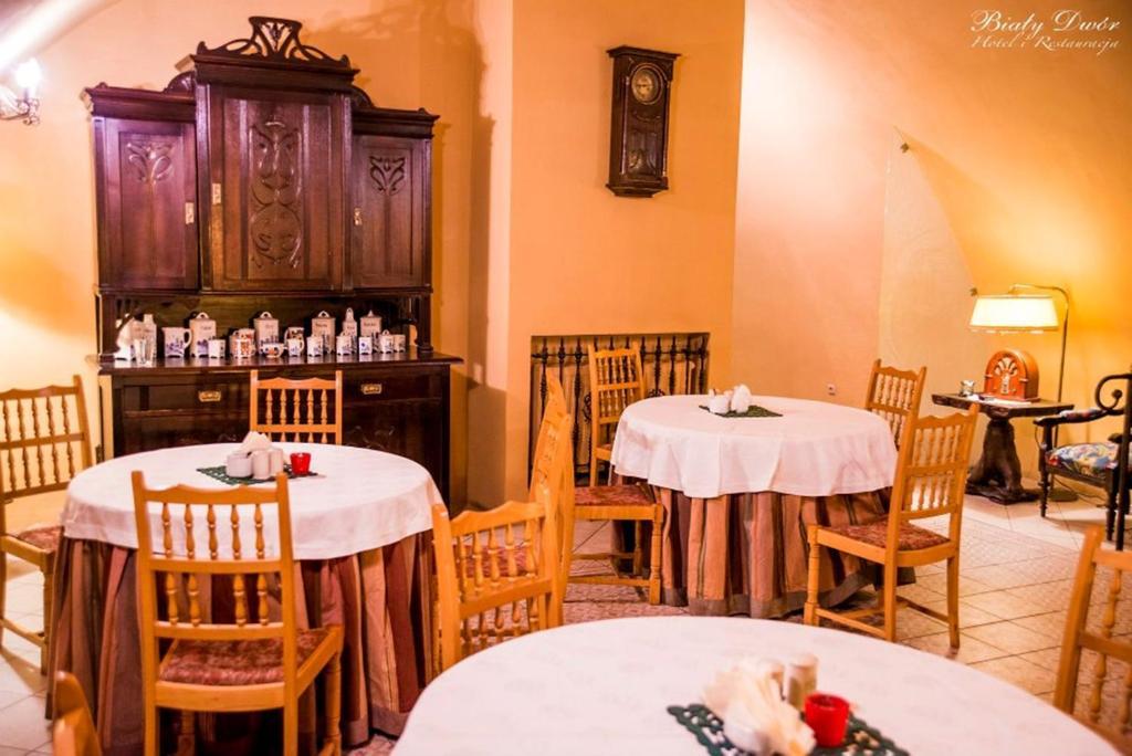 Bialy Dwor Bed and Breakfast Kwidzyn Exteriör bild